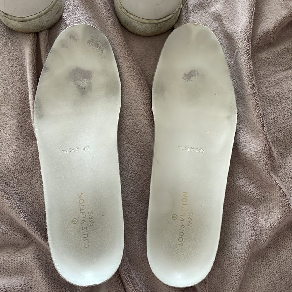 LOUIS VUITTON | Front Row Leather Sneakers - Picture 12 of 16